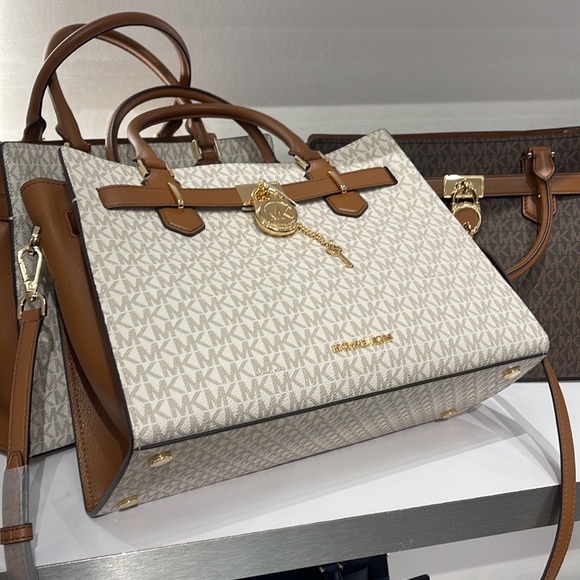 Michael Kors Hamilton Meidum Satchel Shoulder Crossbody 
Vanilla - Picture 12 of 16